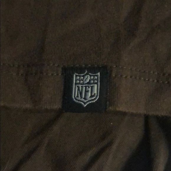 NWT Nike Cleveland Browns V-Neck Tee 🏈 - Picture 3 of 3